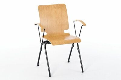Armlehnstühle mit Holzsitzschale<br/>(GS zertifiziert + TÜV geprüft)